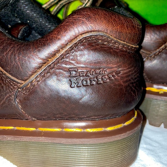 Mens 9 Dr. Martens brown Oxford shoes - Picture 4 of 5